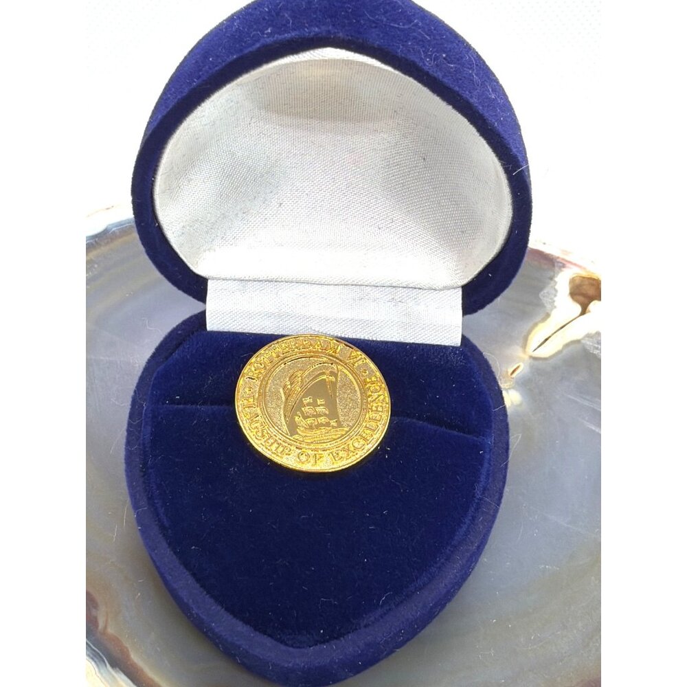 VTG Inaugural Cruise Rotterdam VI Ship Of Excellence Souvenir Lapel Pin Box NOS - Picture 12 of 12